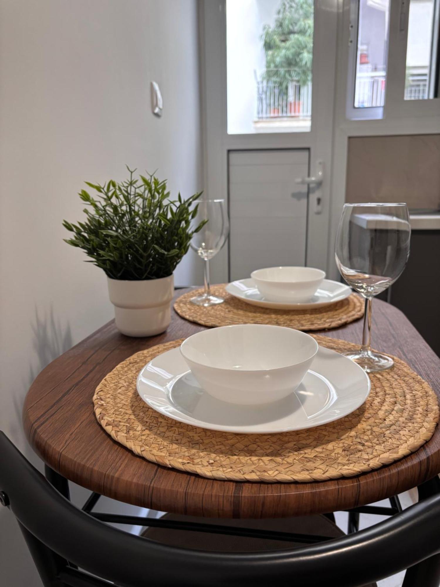 Cozy Apartment In The Heart Of Athena Bagian luar foto